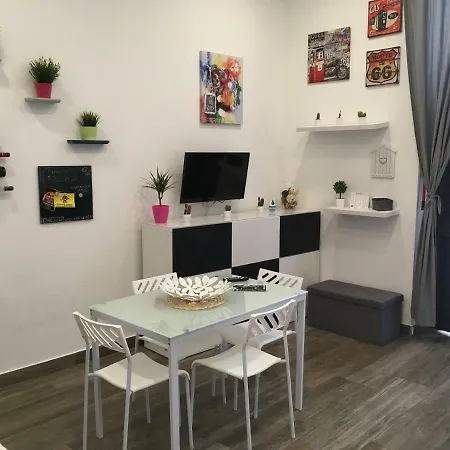 Апартаменты Perla Marina *
